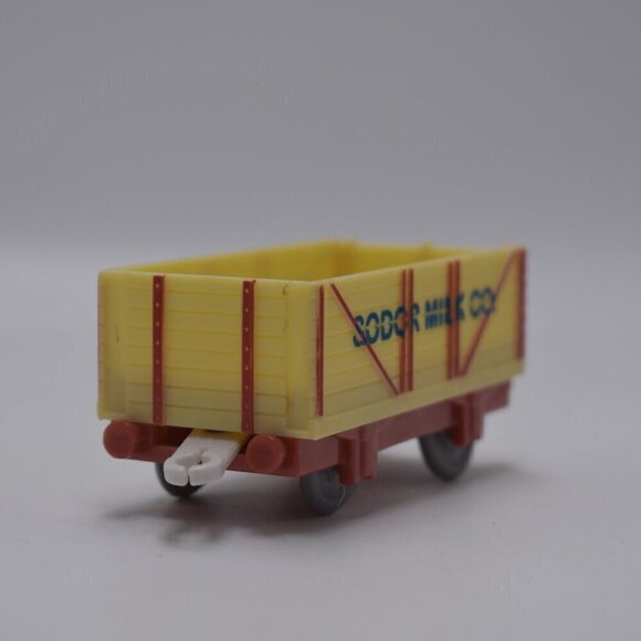 Thomas & Friends Sodor Milk Co Train Cargo Car Trackmaster Mr Jolly's Chocolate - Picture 7 of 8